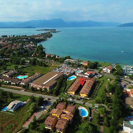 Artemide Apartment - A Soli 150M Dal Lago Di Garda 시르미오네 외부 사진