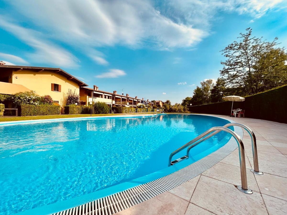 Artemide Apartment - A Soli 150M Dal Lago Di Garda 시르미오네 외부 사진