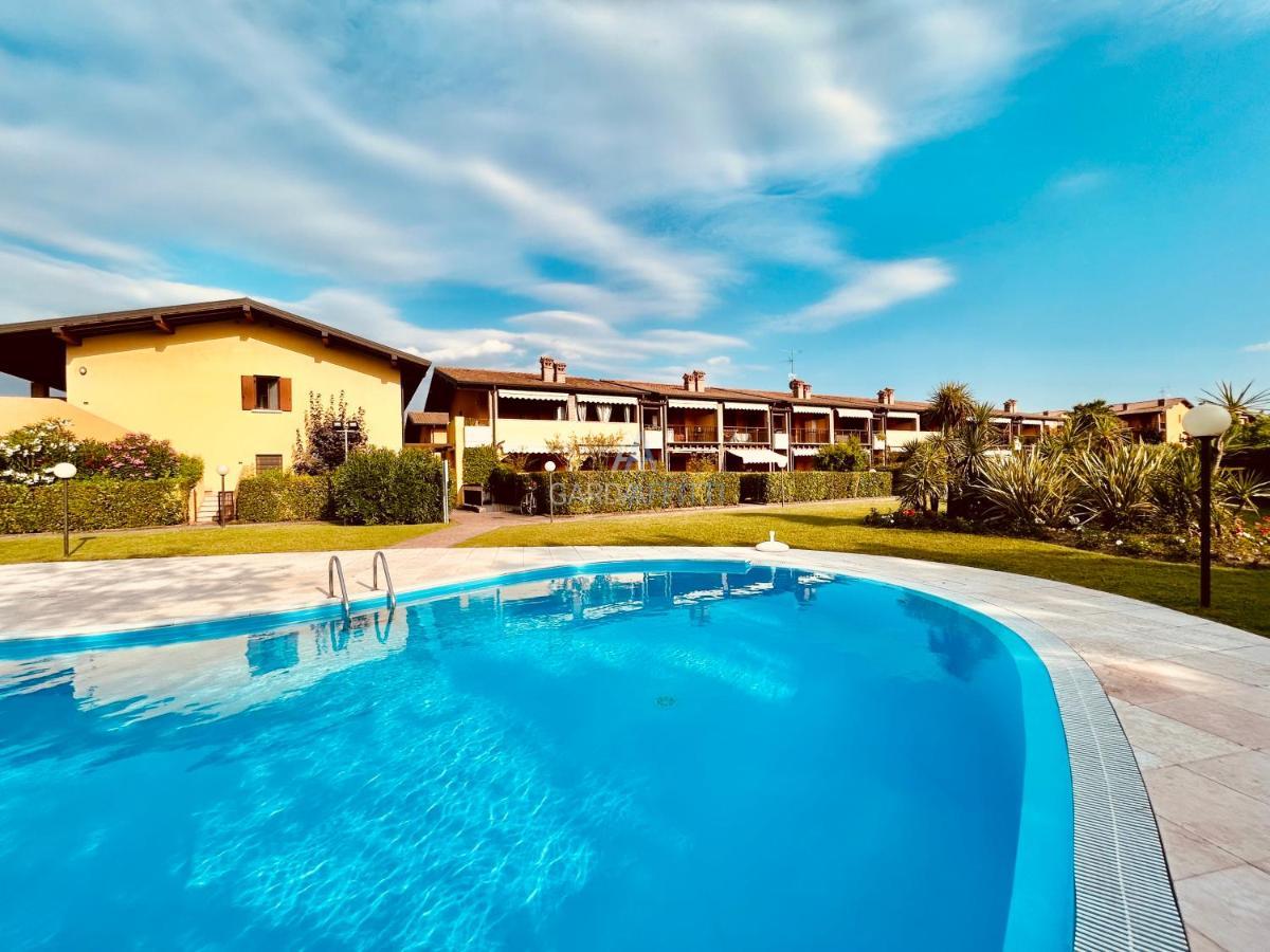 Artemide Apartment - A Soli 150M Dal Lago Di Garda 시르미오네 외부 사진