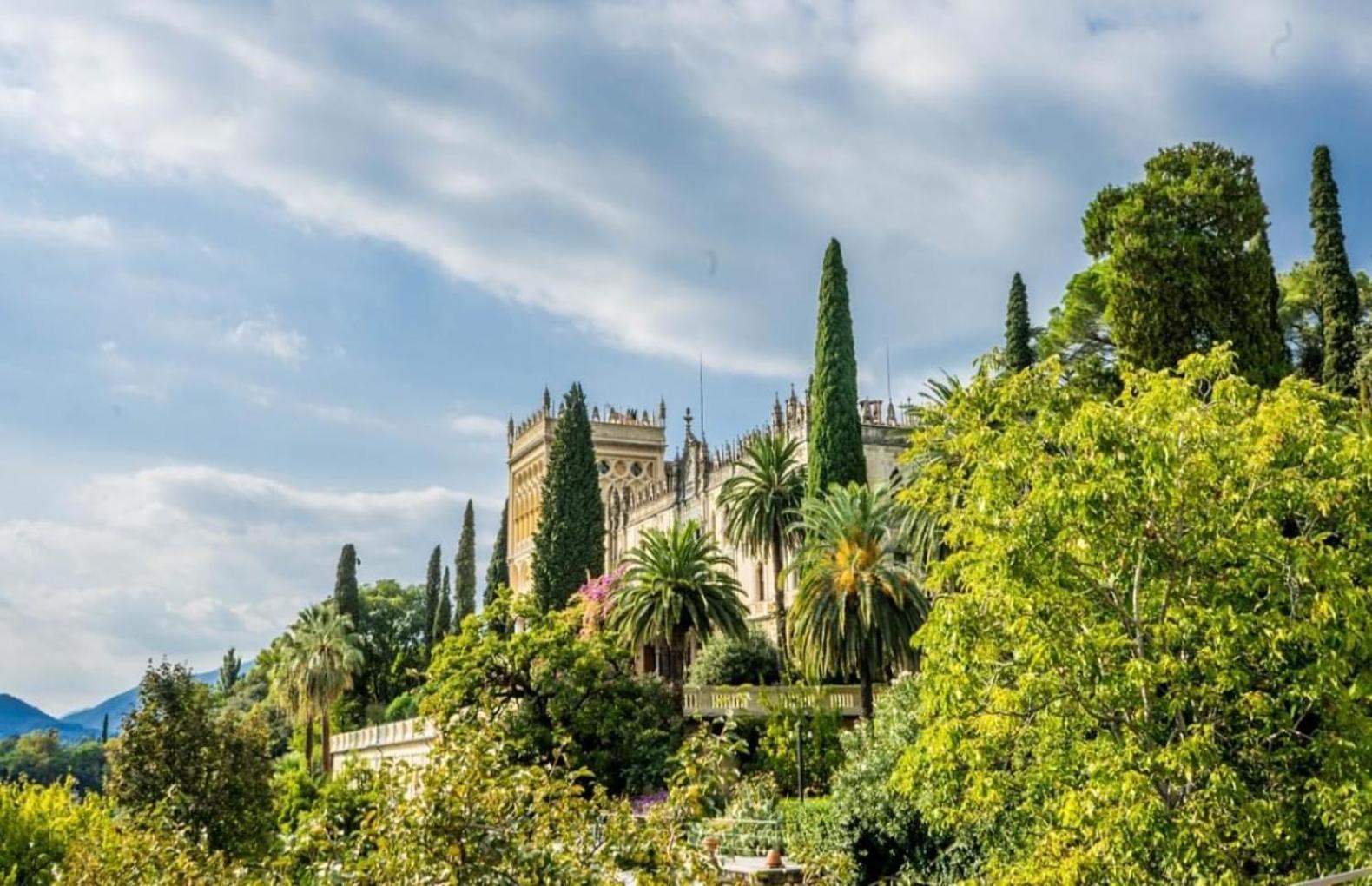 Artemide Apartment - A Soli 150M Dal Lago Di Garda 시르미오네 외부 사진