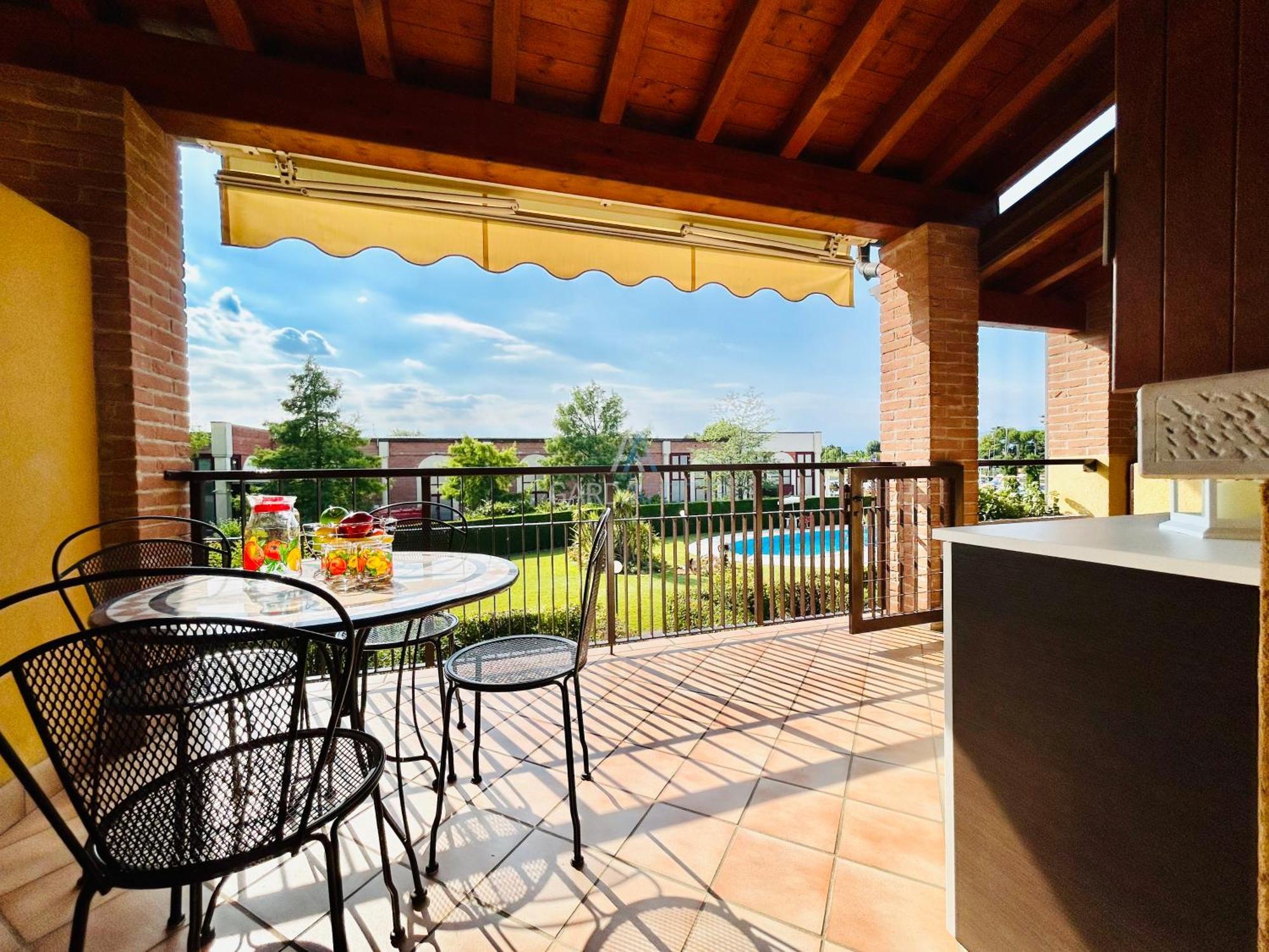 Artemide Apartment - A Soli 150M Dal Lago Di Garda 시르미오네 외부 사진